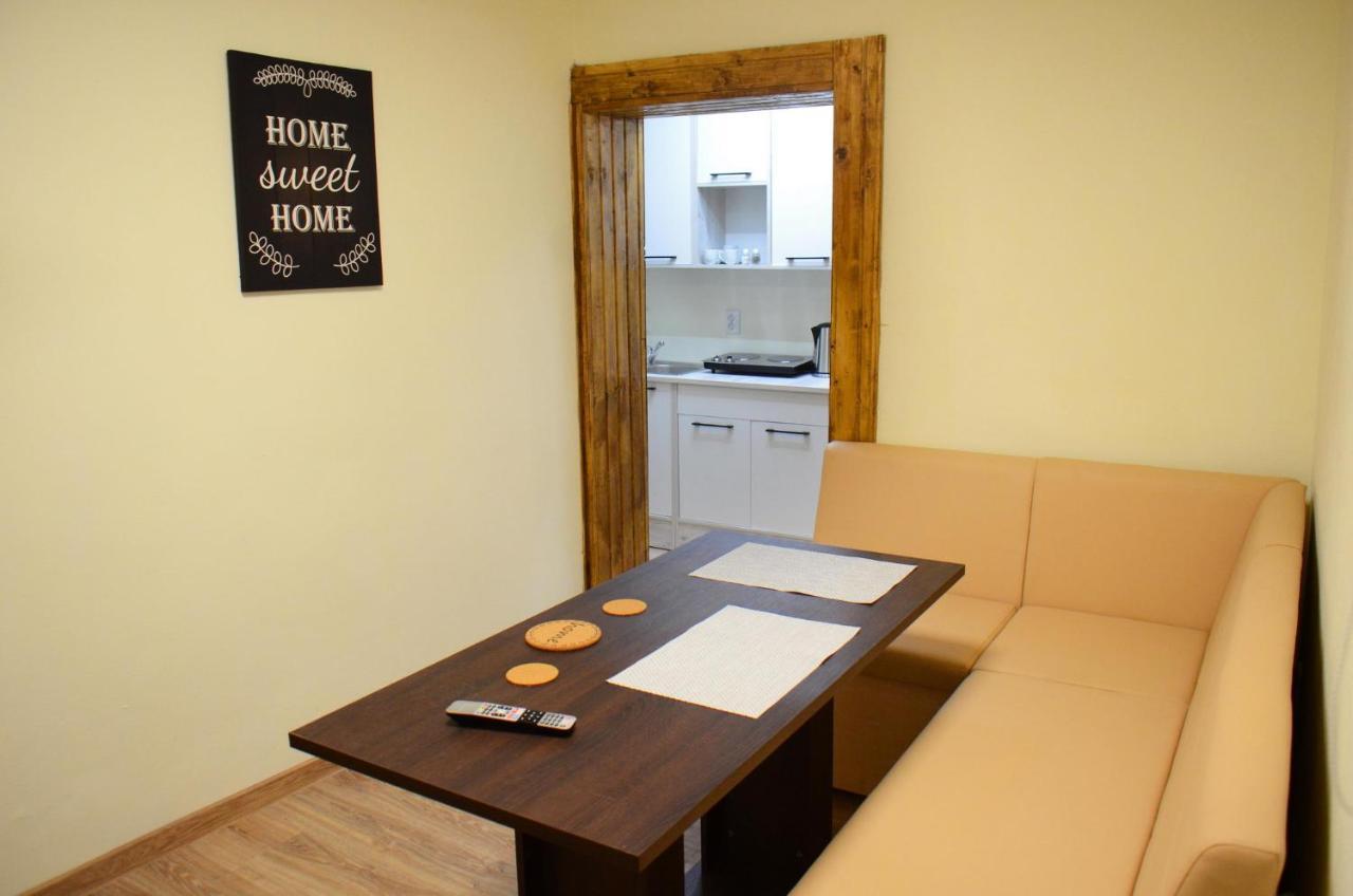 Private Apartment In The City Centre. Oradea Extérieur photo